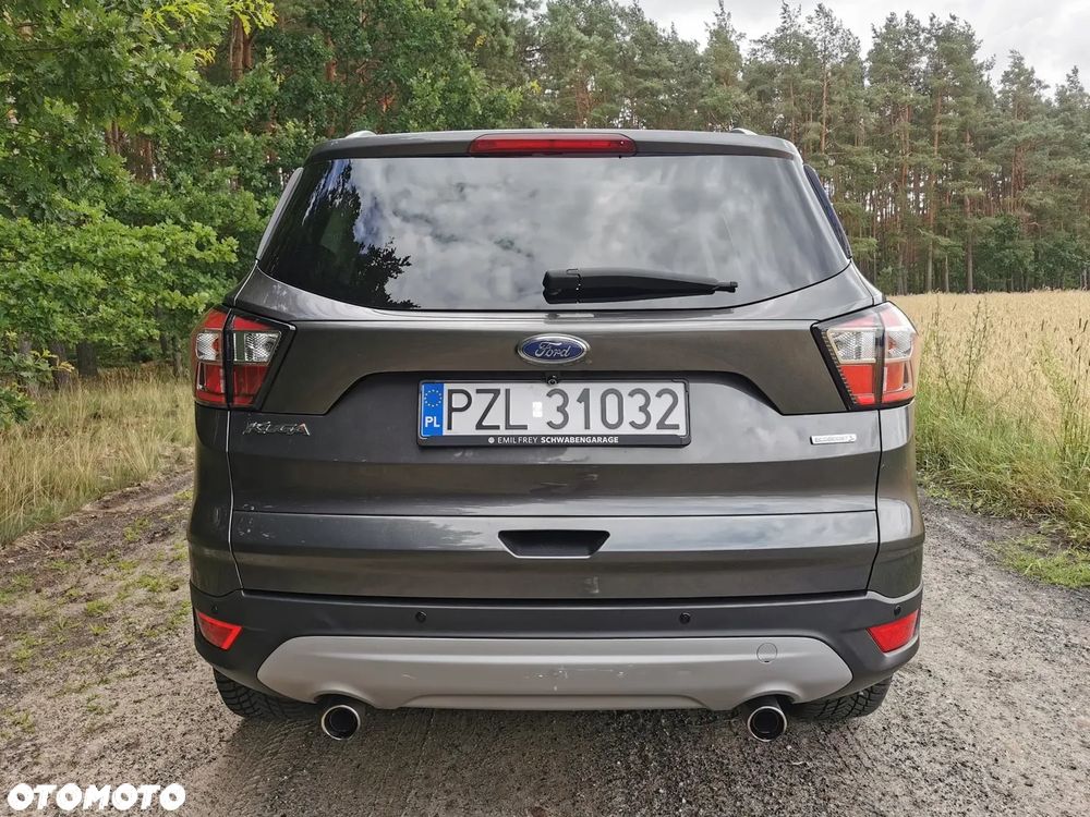 Ford Kuga 1.5 EcoBoost 2x4 Titanium - 5