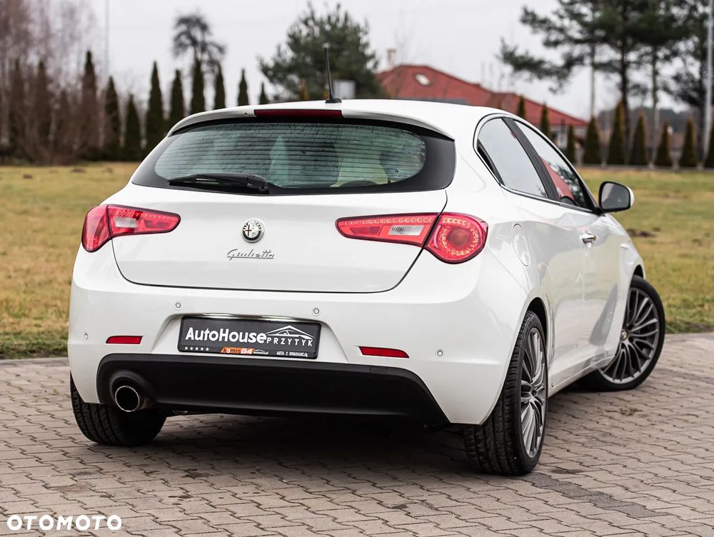 Alfa Romeo Giulietta - 10