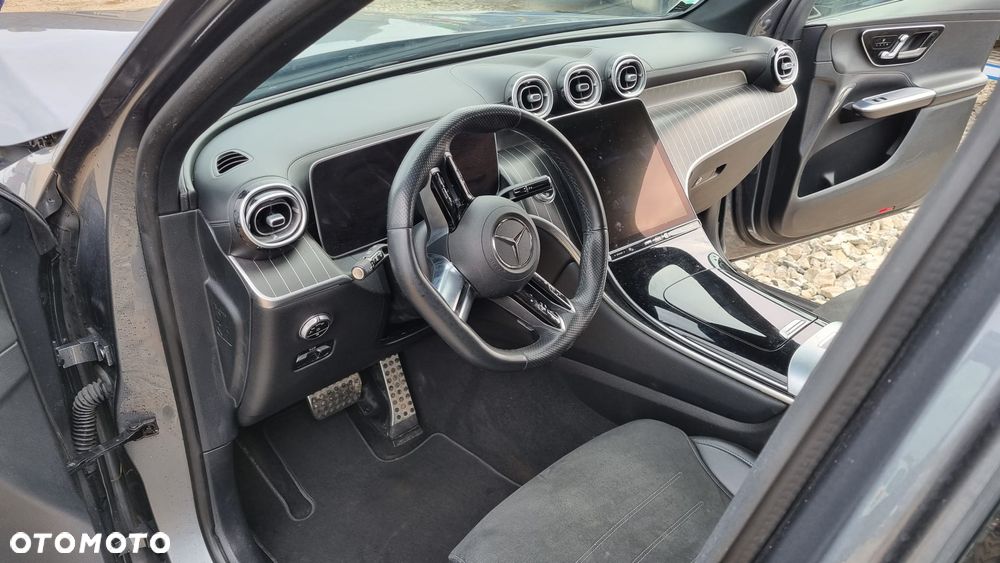 Mercedes-Benz GLC 220 d 4Matic 9G-TRONIC AMG Line Advanced - 31