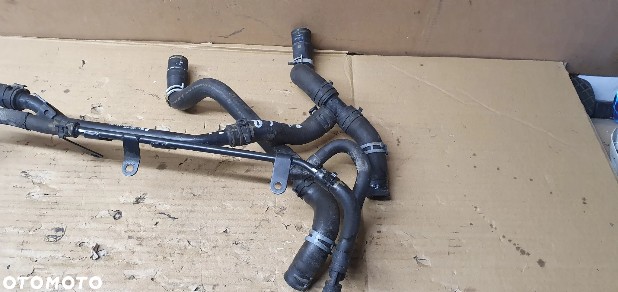 Przewód wąż wody rurka VW Polo V 6R 1.0 3C0121109 - 2