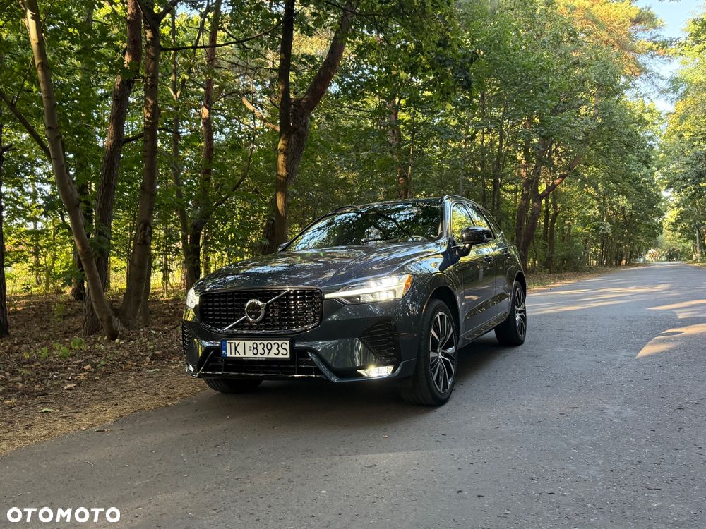 Volvo XC 60 B5 B AWD Plus Dark - 17