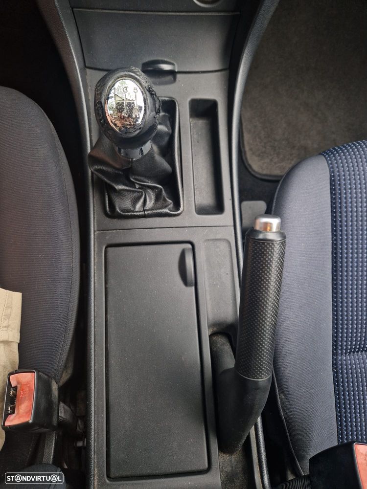 Mazda 3 Hatchback - 10