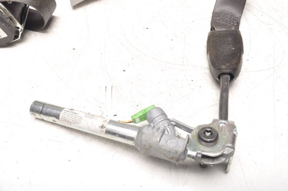 OPEL CORSA E PAS PRAWY PRZÓD NAPINACZ 607707600H - 2