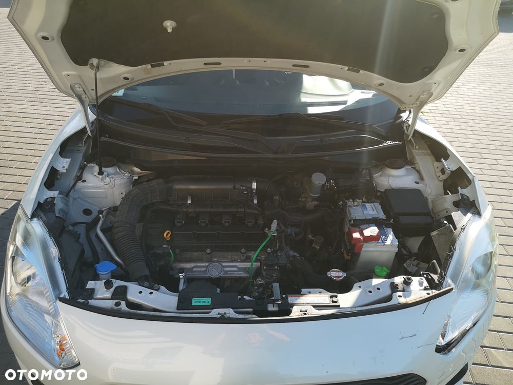 Suzuki Swift 1.2 Premium Plus - 7