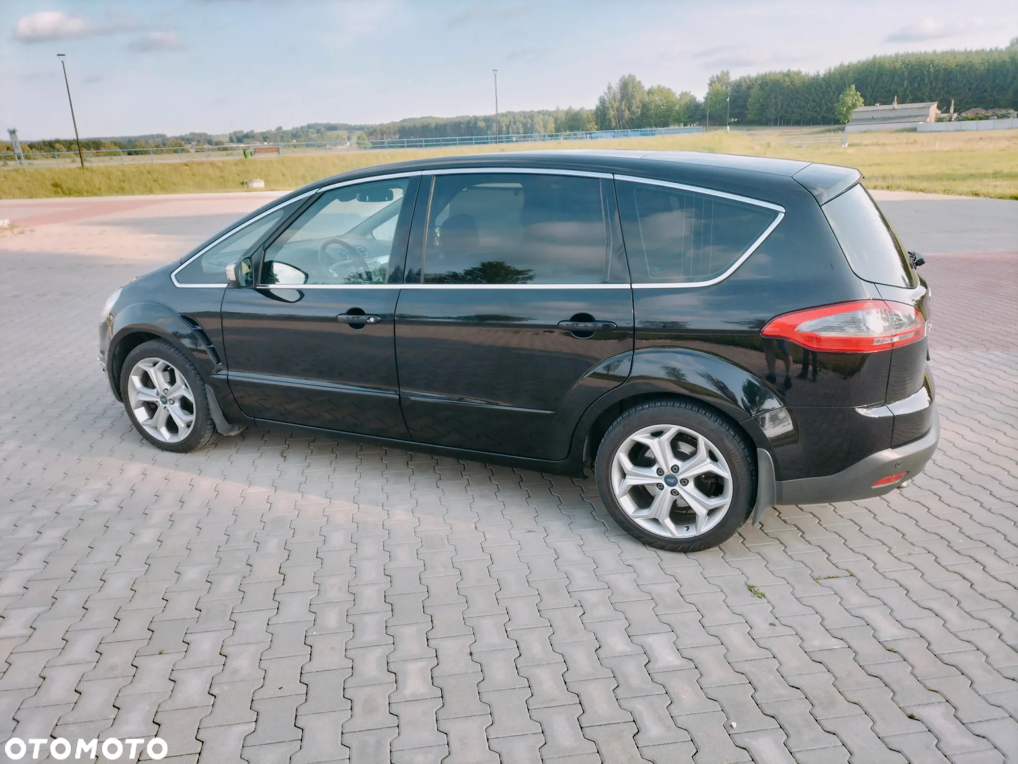 Ford S-Max 2.0 TDCi Titanium - 14