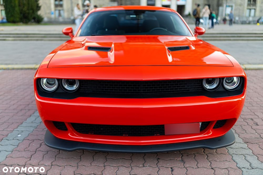 Dodge Challenger - 23