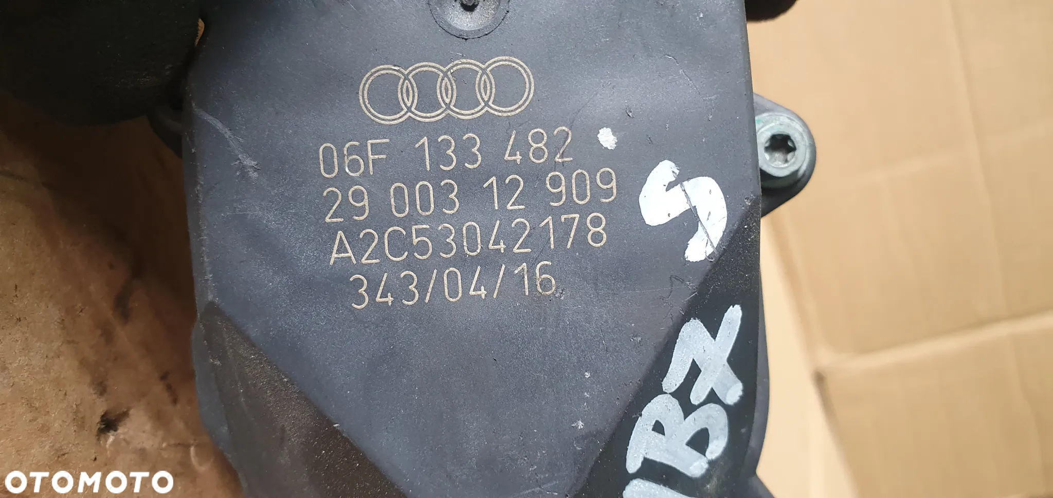 Nastawnik klap kolektora Audi A4 B7 2.0 TFSI 06F133482 - 7