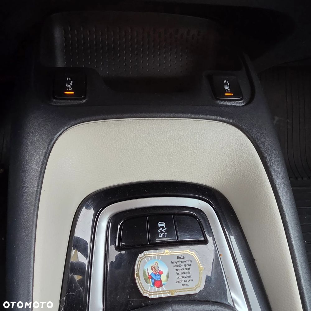 Toyota Corolla - 21