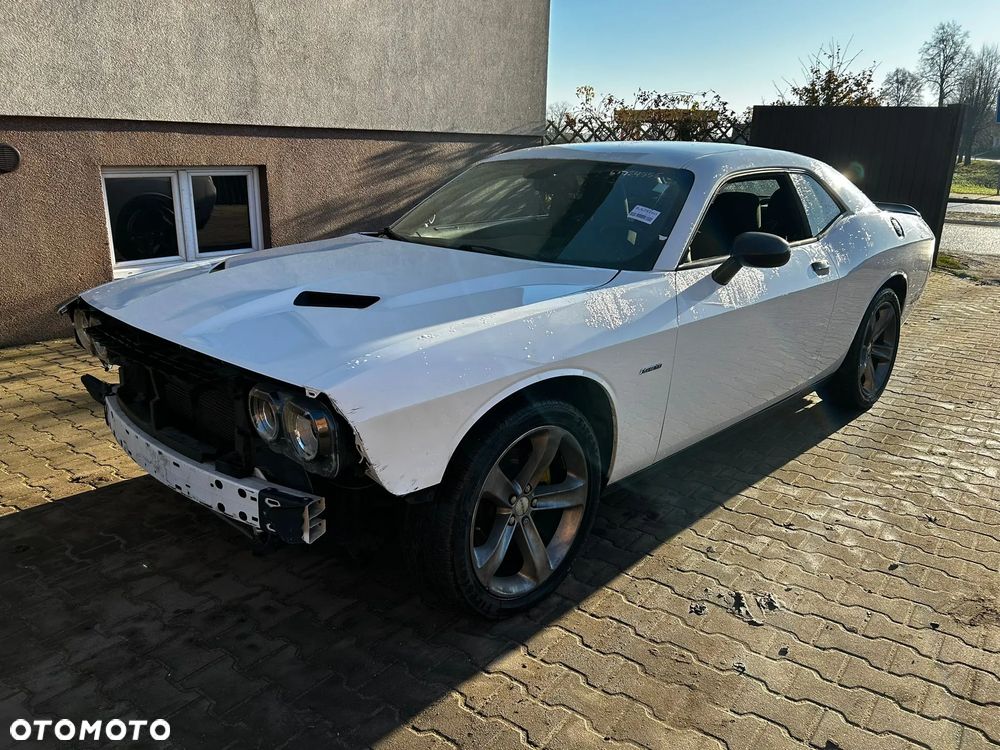 Dodge Challenger - 5