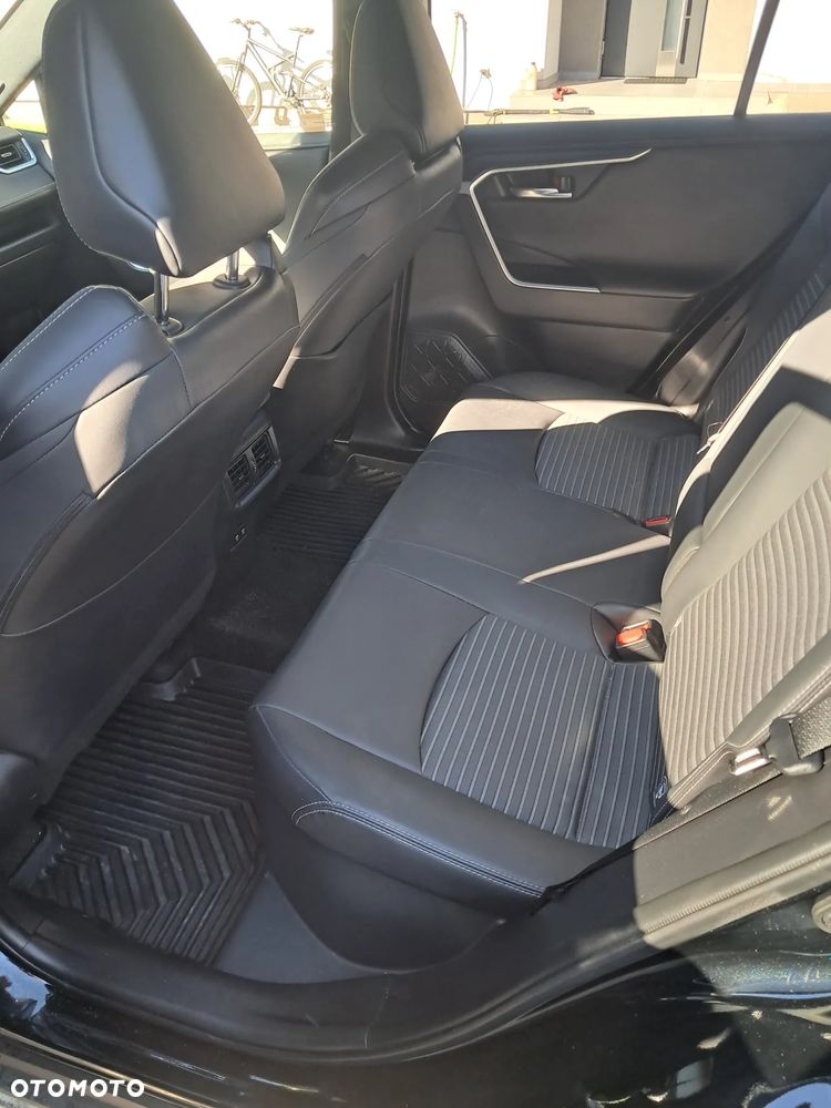 Toyota RAV4 - 7
