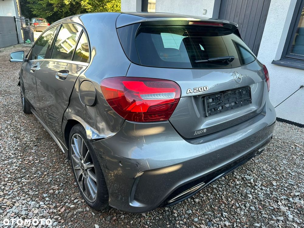 Mercedes-Benz Klasa A 200 (BlueEFFICIENCY) - 4