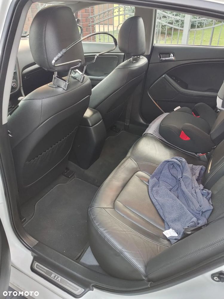 Kia Optima 1.7 CRDi XL - 10