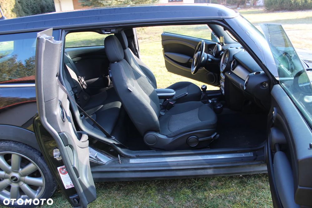 MINI Clubman One Essential Trim - 11