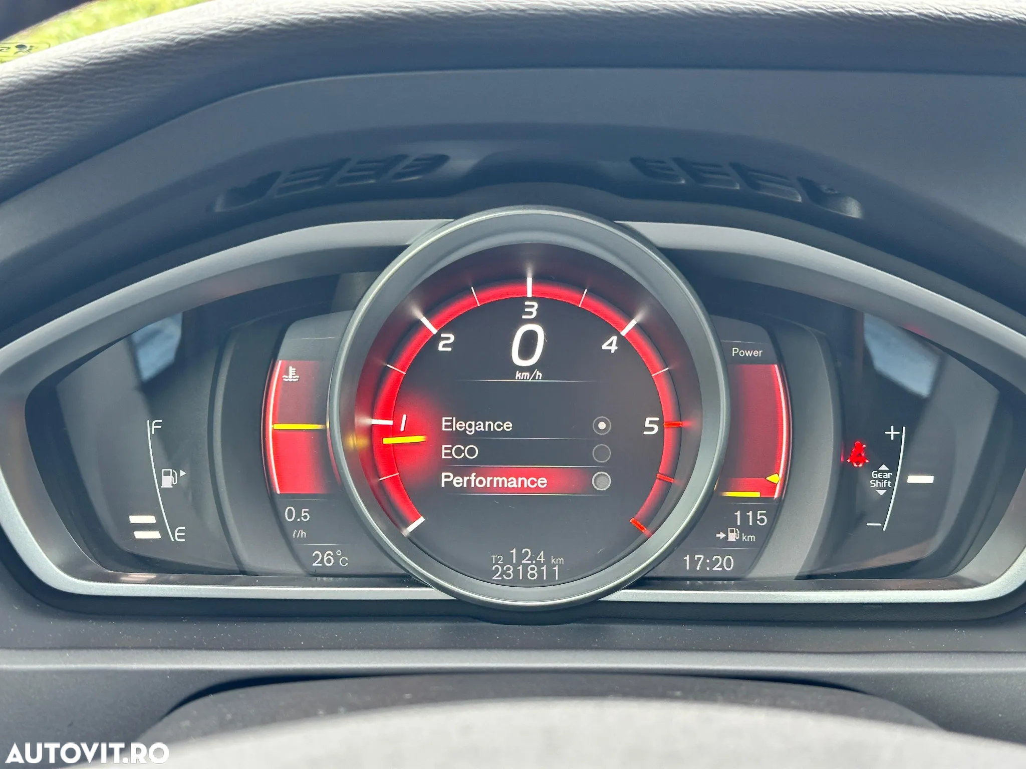 Volvo V40 D2 Summum - 36