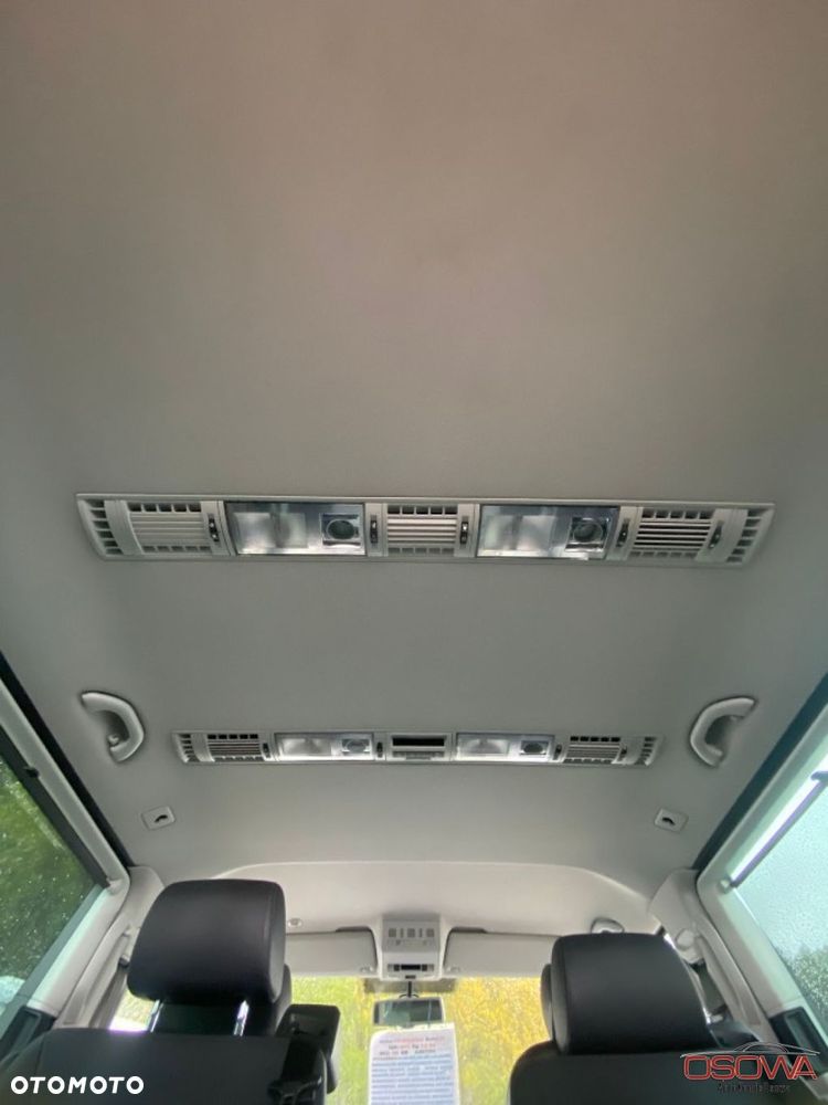 Volkswagen Multivan - 18