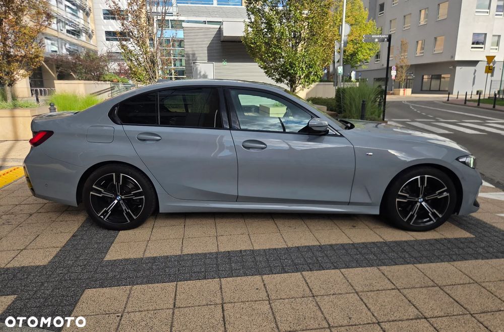 BMW Seria 3 320d xDrive MHEV M Sport sport - 5