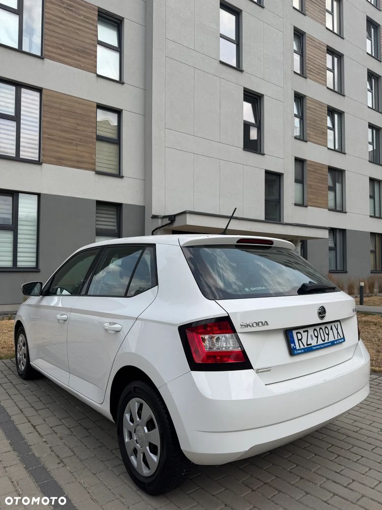 Skoda Fabia 1.0 Ambition - 4