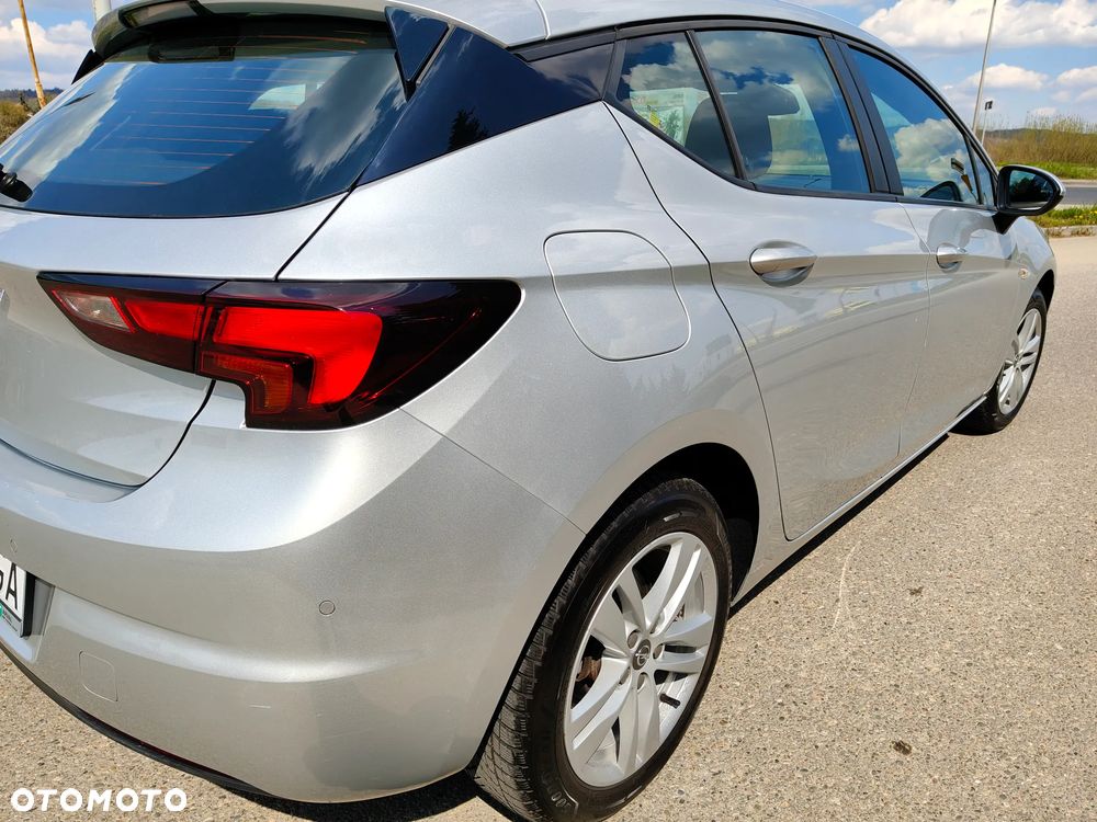 Opel Astra 1.2 T Edition S&S - 8