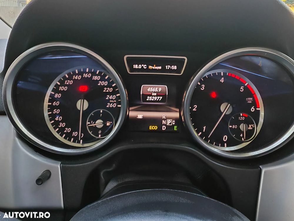 Mercedes-Benz ML - 7