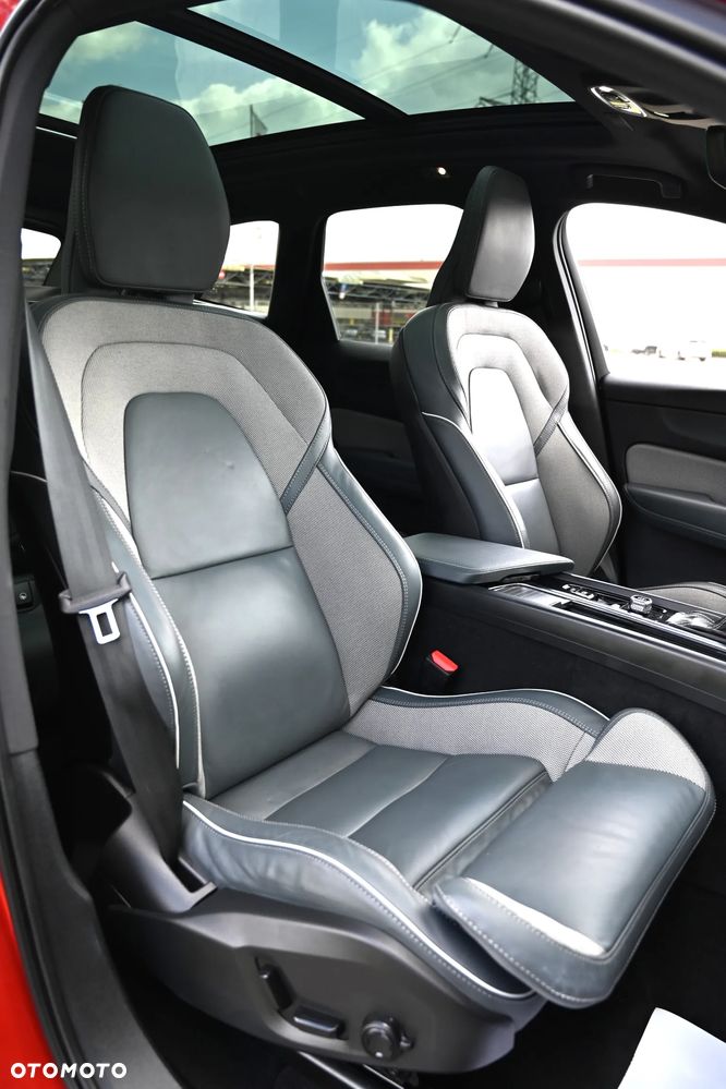 Volvo XC 60 - 33