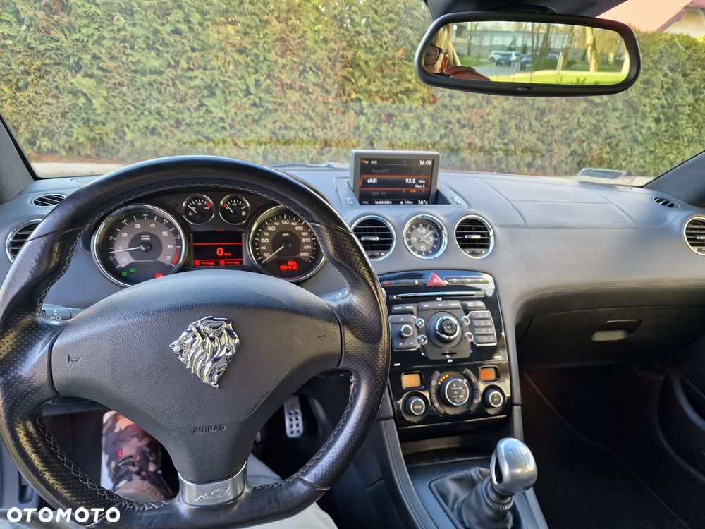 Peugeot RCZ 1.6 200 THP - 10
