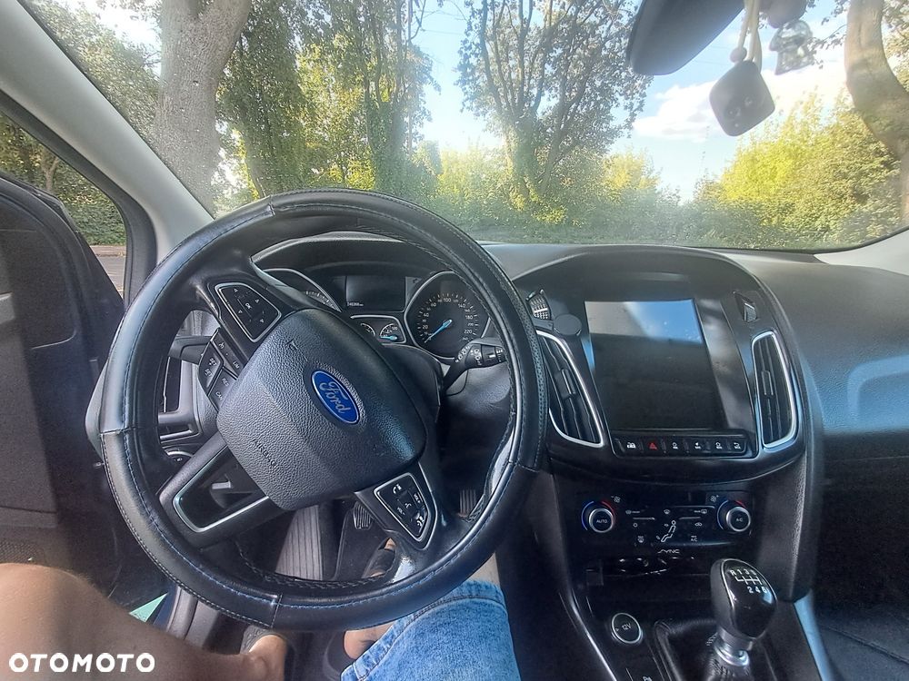 Ford Focus - 6