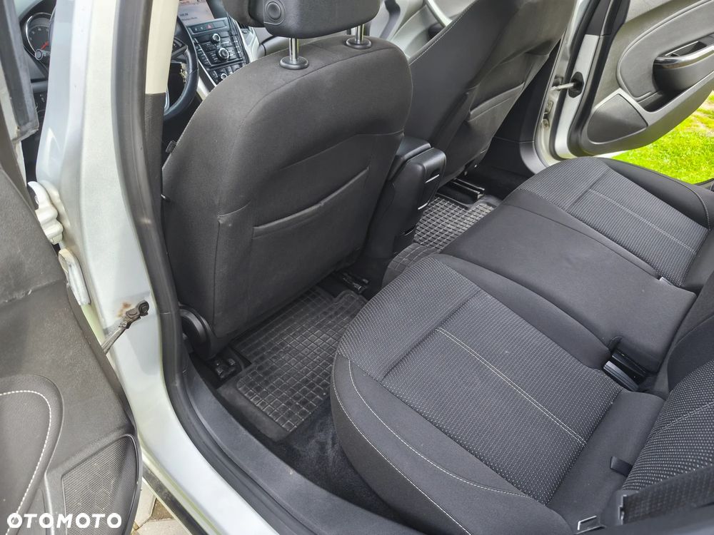 Opel Astra 1.4 Cosmo - 3