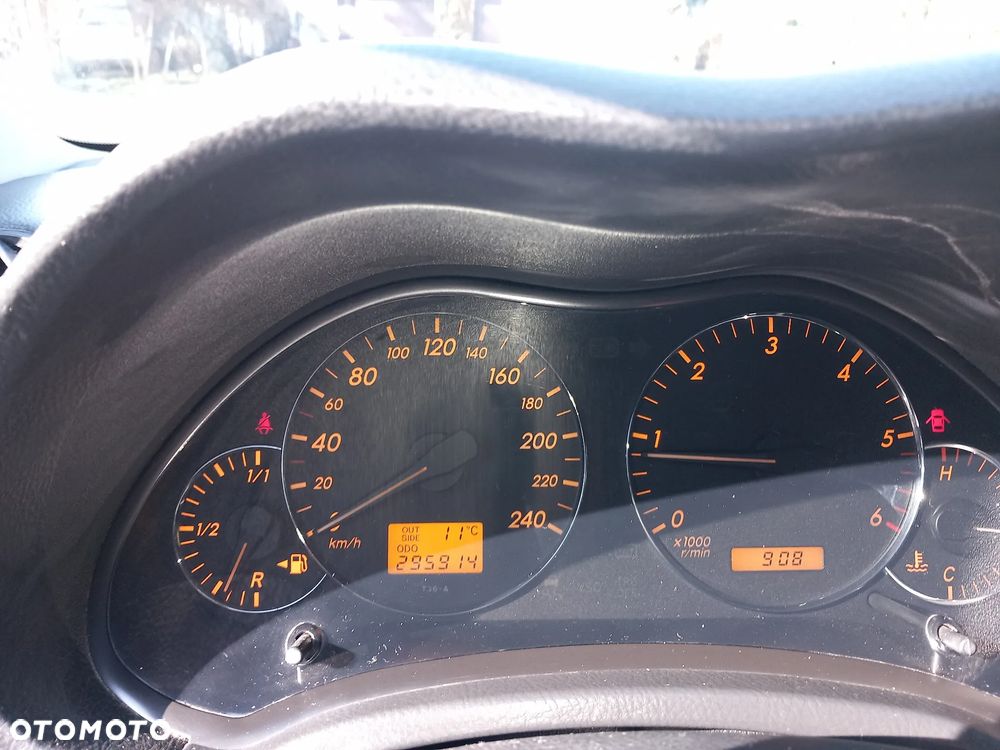 Toyota Avensis 2.0 D-4D Sol - 9