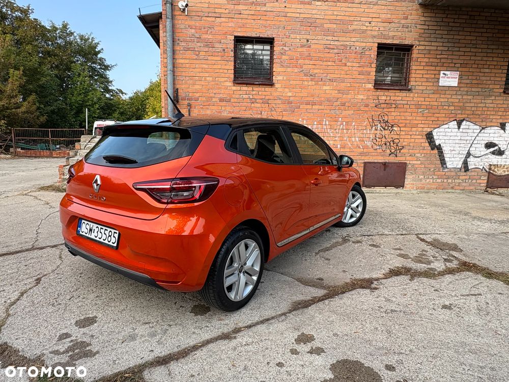 Renault Clio - 19