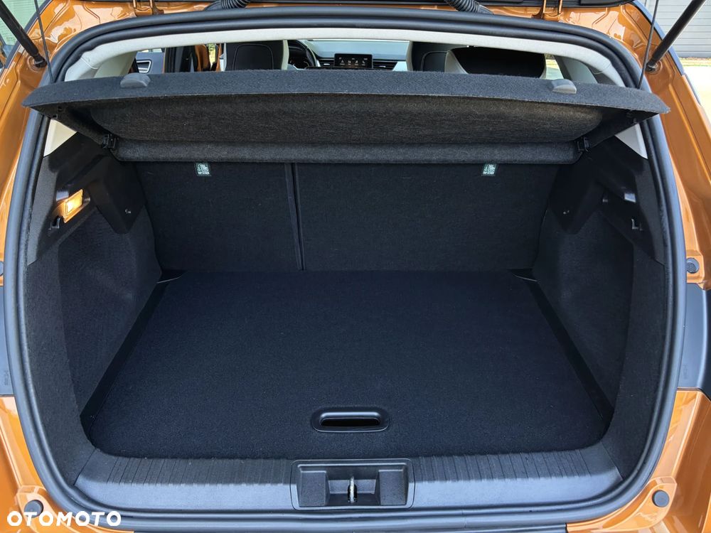 Renault Captur TCe 100 INTENS - 33