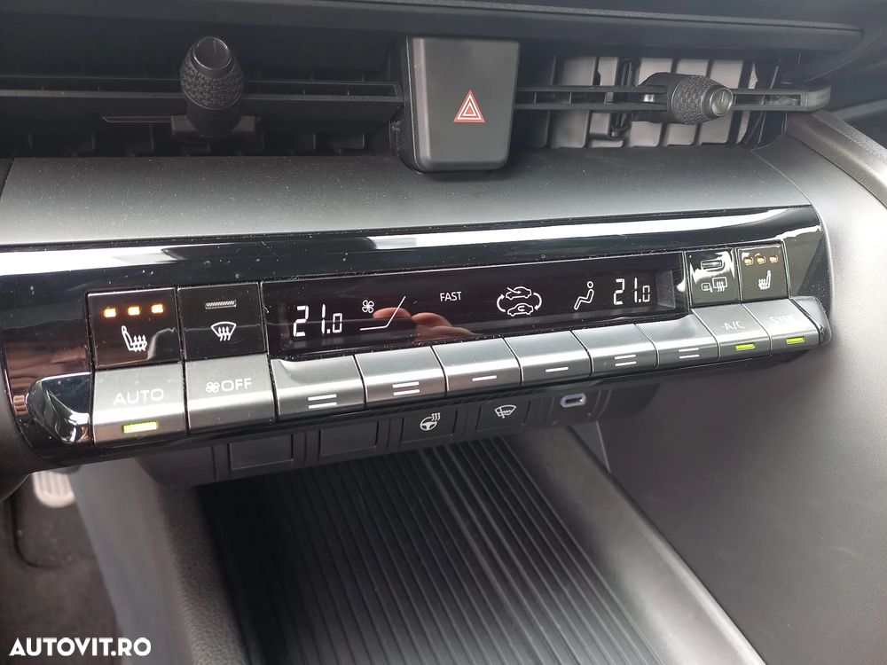 Toyota C-HR 1.8 HEV 140 CP 4x2 CVT Active - 24