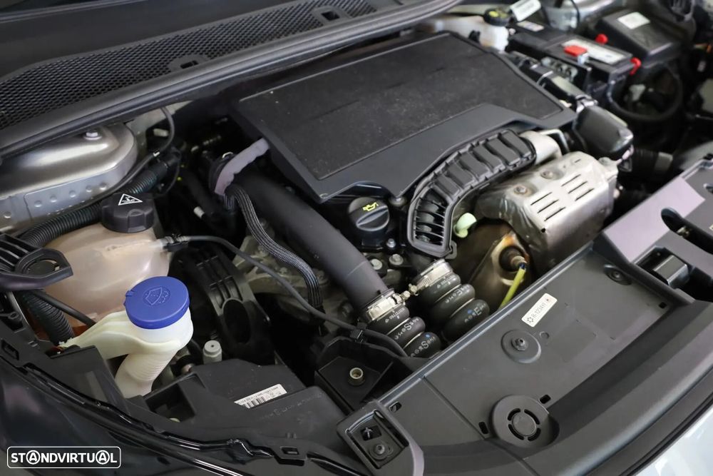 Peugeot 208 1.2 PureTech GT - 9