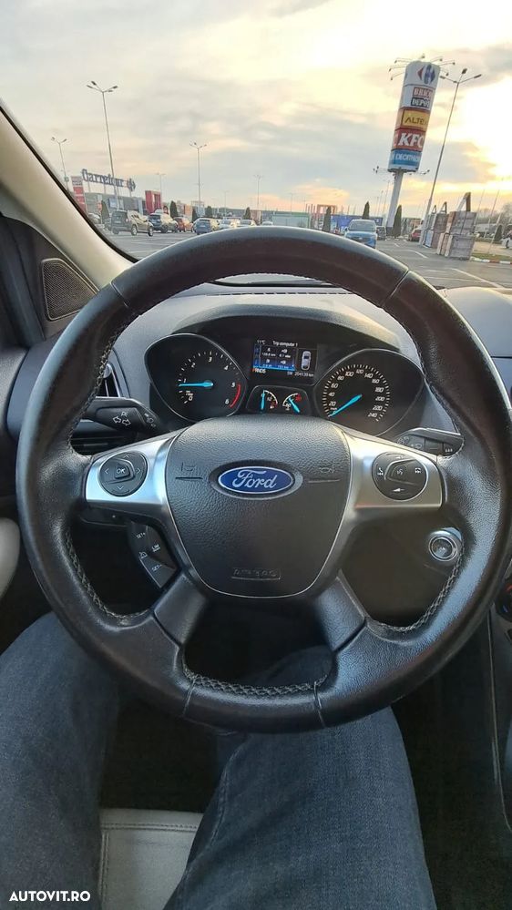 Ford Kuga 2.0 TDCi Powershift 4WD Titanium - 15
