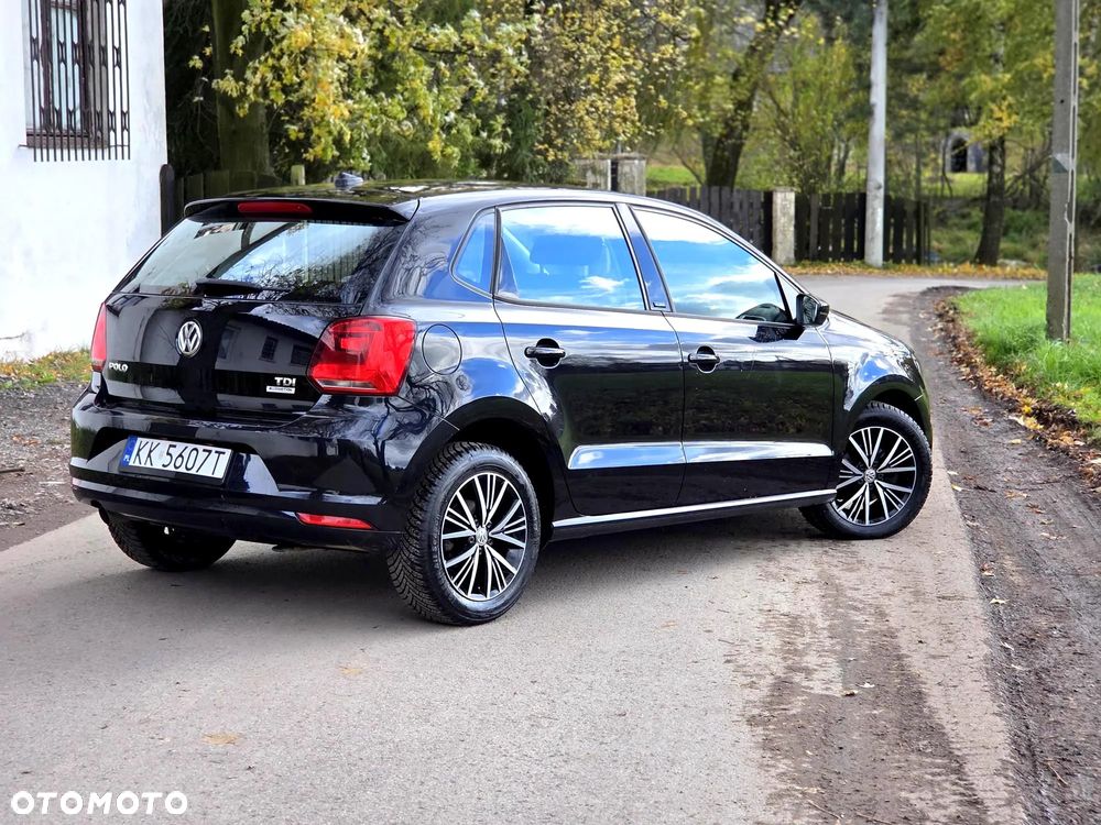 Volkswagen Polo 1.4 TDI Blue Motion Technology Allstar - 9