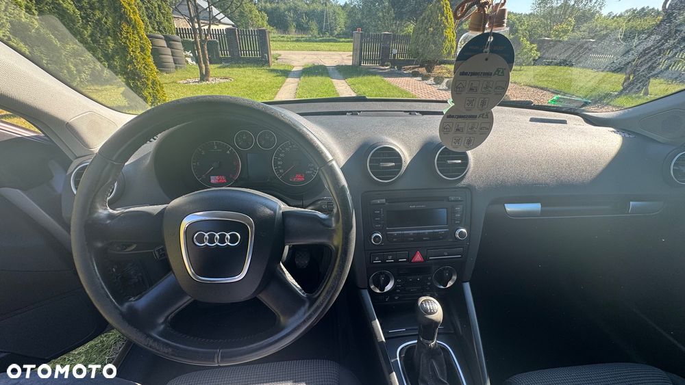 Audi A3 Sportback 2.0 TDI Ambiente - 10