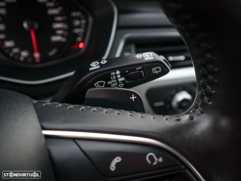 Audi A4 Avant 2.0 TDI Advance S tronic - 27