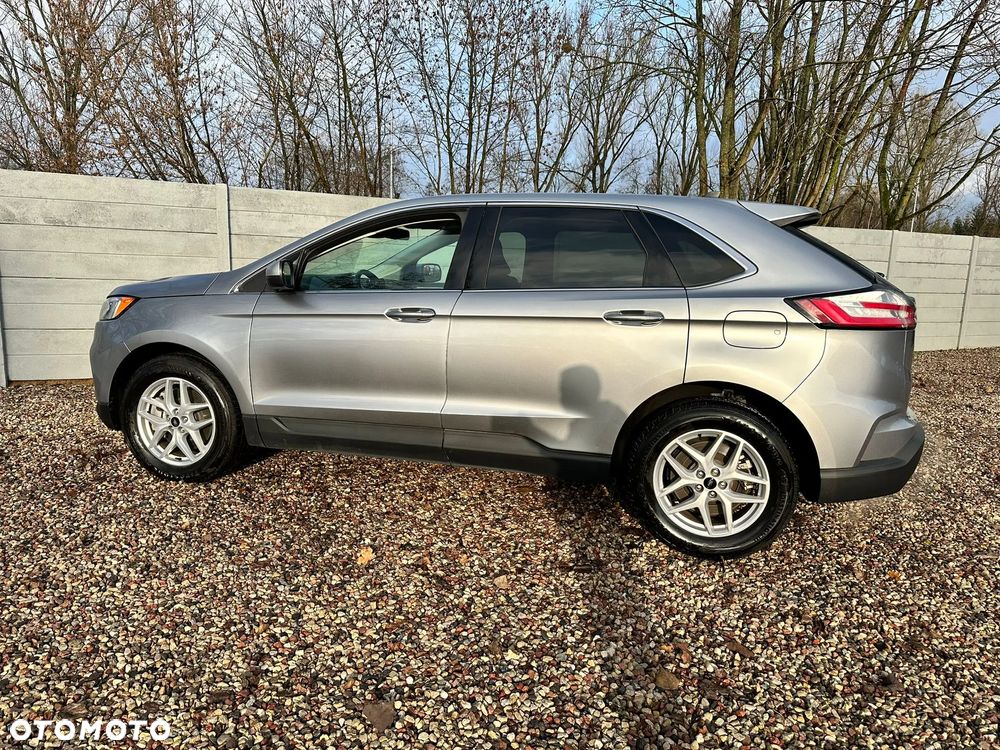 Ford Edge - 11