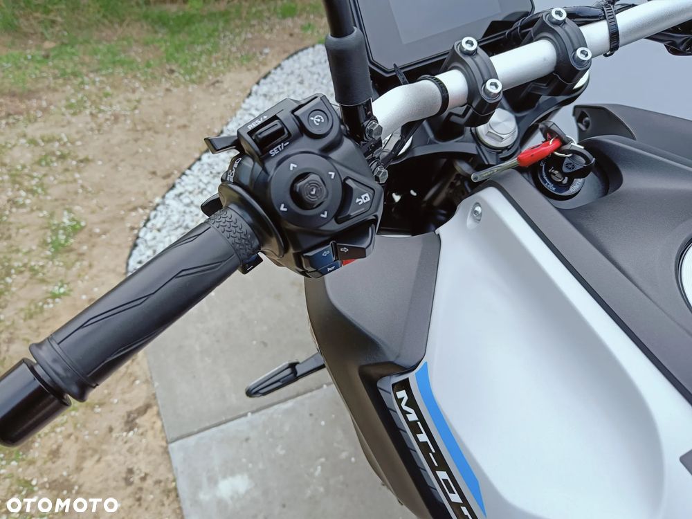 Yamaha MT - 20