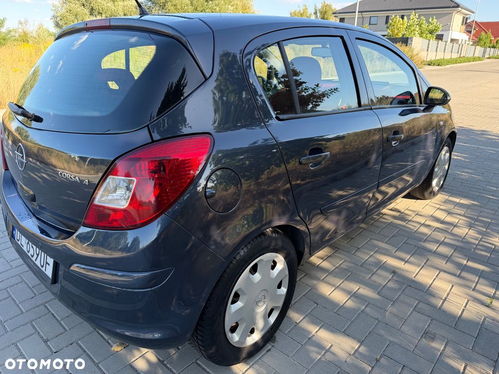 Opel Corsa 1.4 16V Enjoy - 1