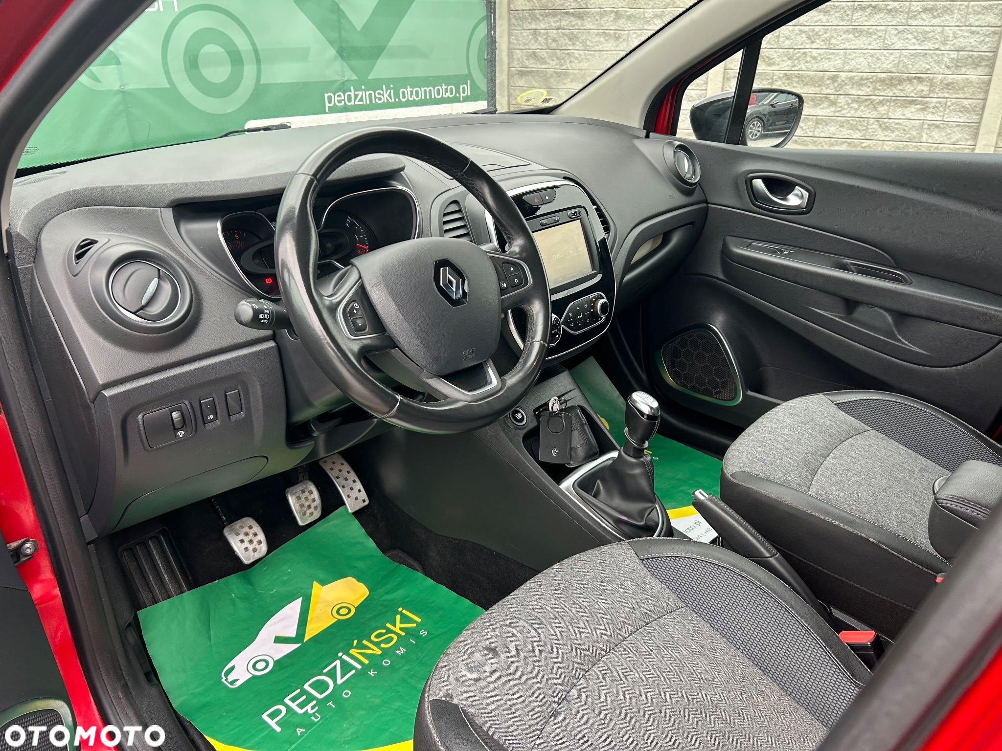 Renault Captur - 18