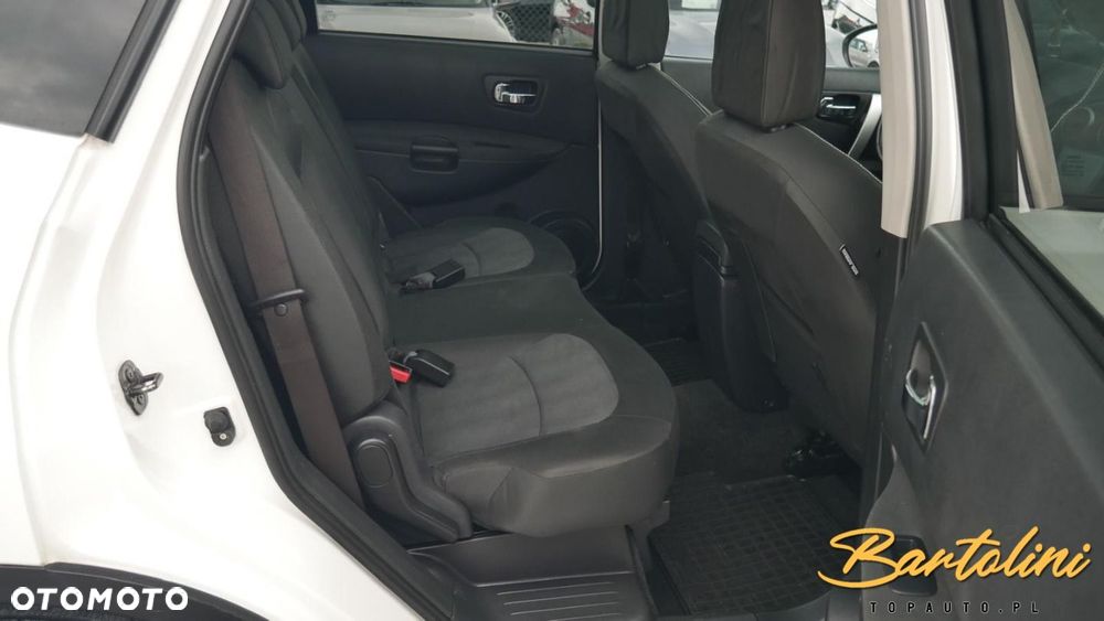 Nissan Qashqai+2 - 13