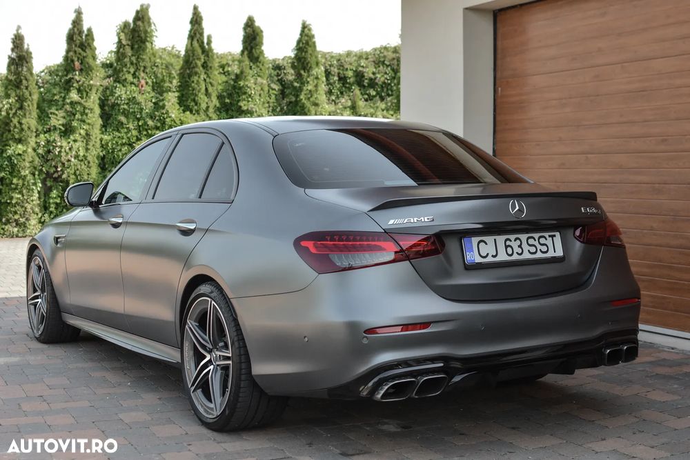 Mercedes-Benz E AMG 63 S 4Matic+ AMG Speedshift MCT-9G - 9
