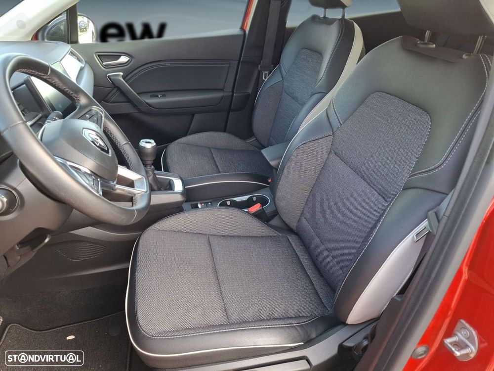 Renault Captur 1.0 TCe Techno Bi-Fuel — fotografia 11