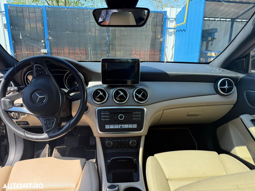 Mercedes-Benz CLA 200 - 6