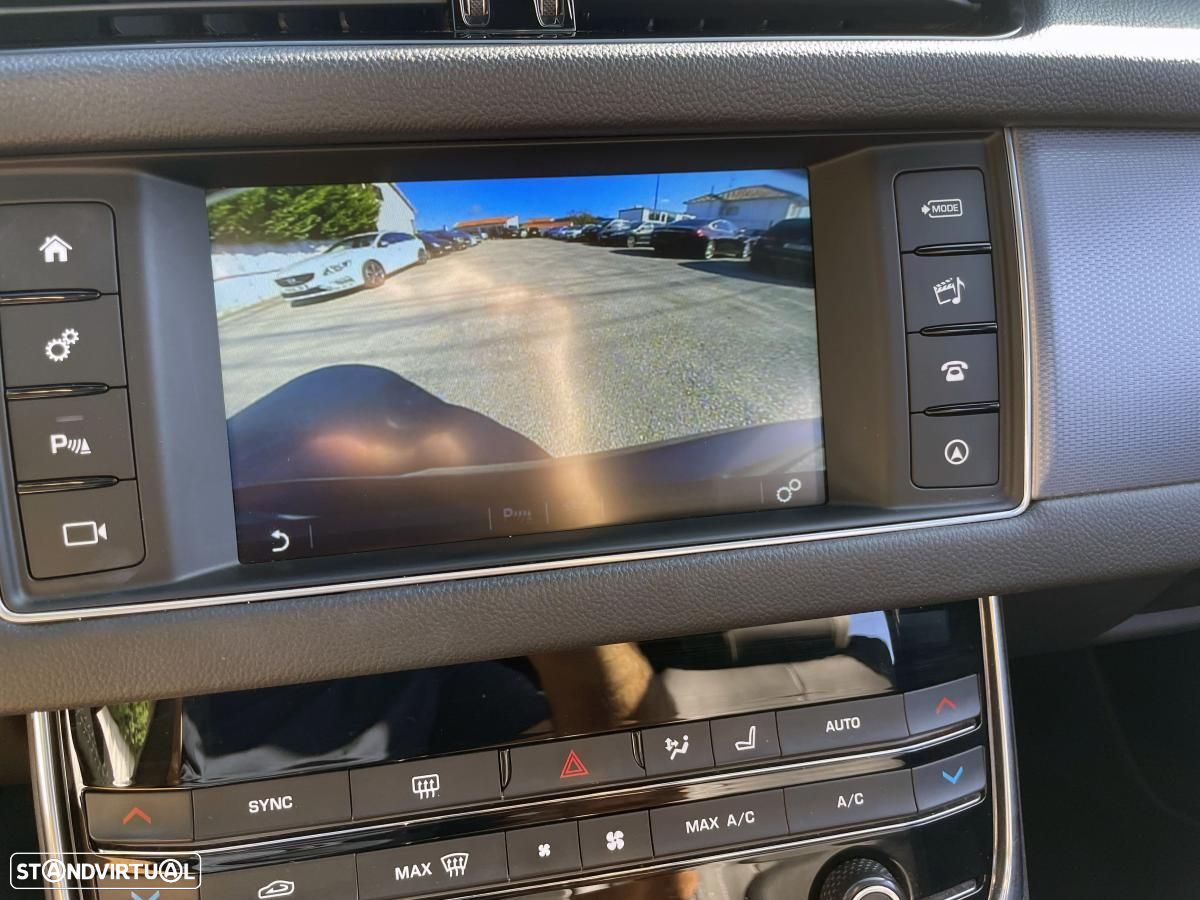 Jaguar XF E-Performance Aut. R-Sport - 37
