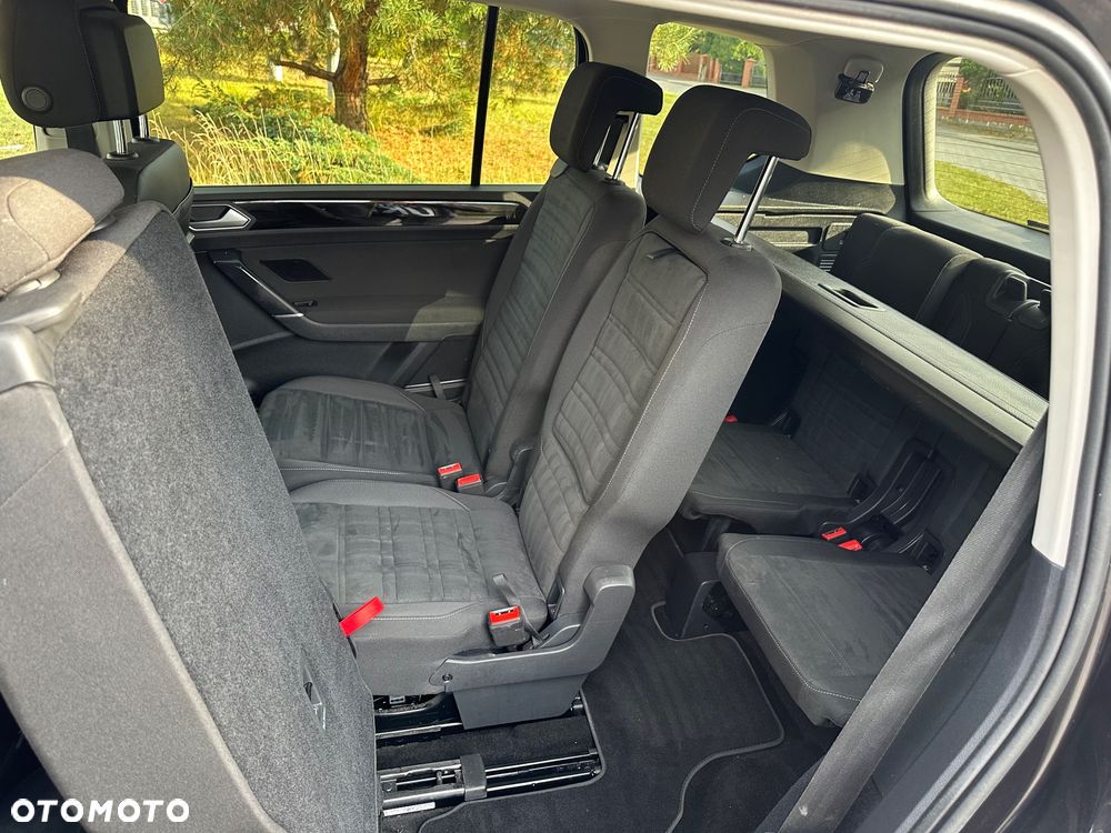 Volkswagen Touran 1.5 TSI ACT OPF DSG Highline - 12