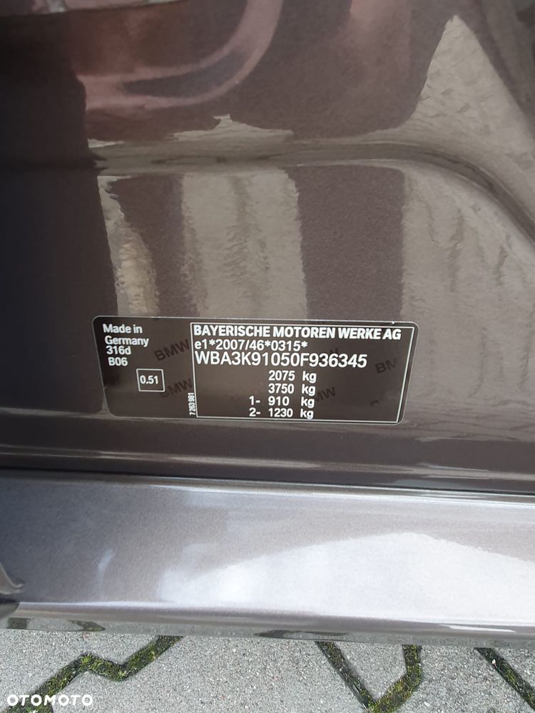 BMW Seria 3 316d - 12