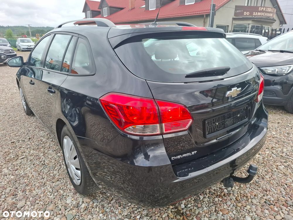 Chevrolet Cruze 1.6 LT - 9