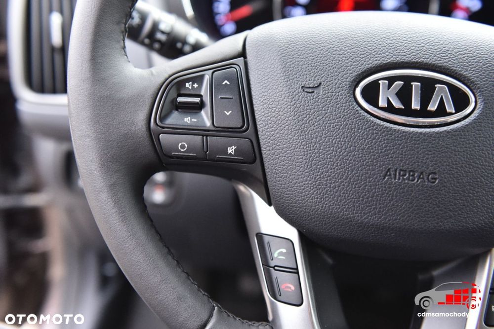 Kia Rio - 31