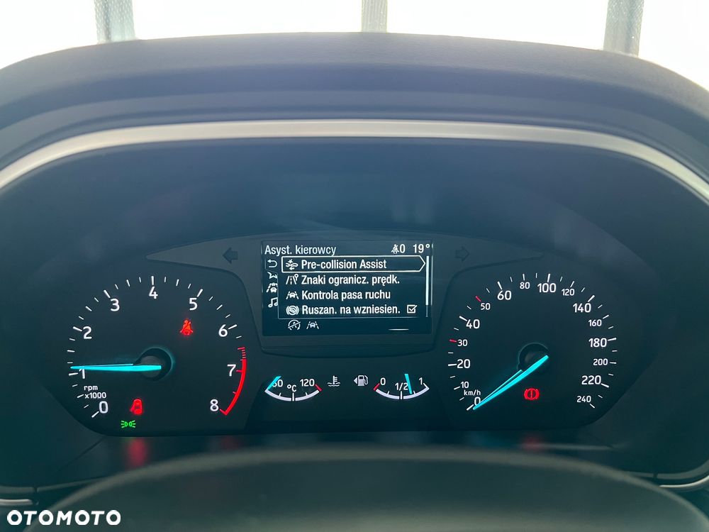 Ford Focus 1.0 EcoBoost Connected - 25